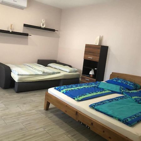 Eddy Apartman Eger Exteriör bild